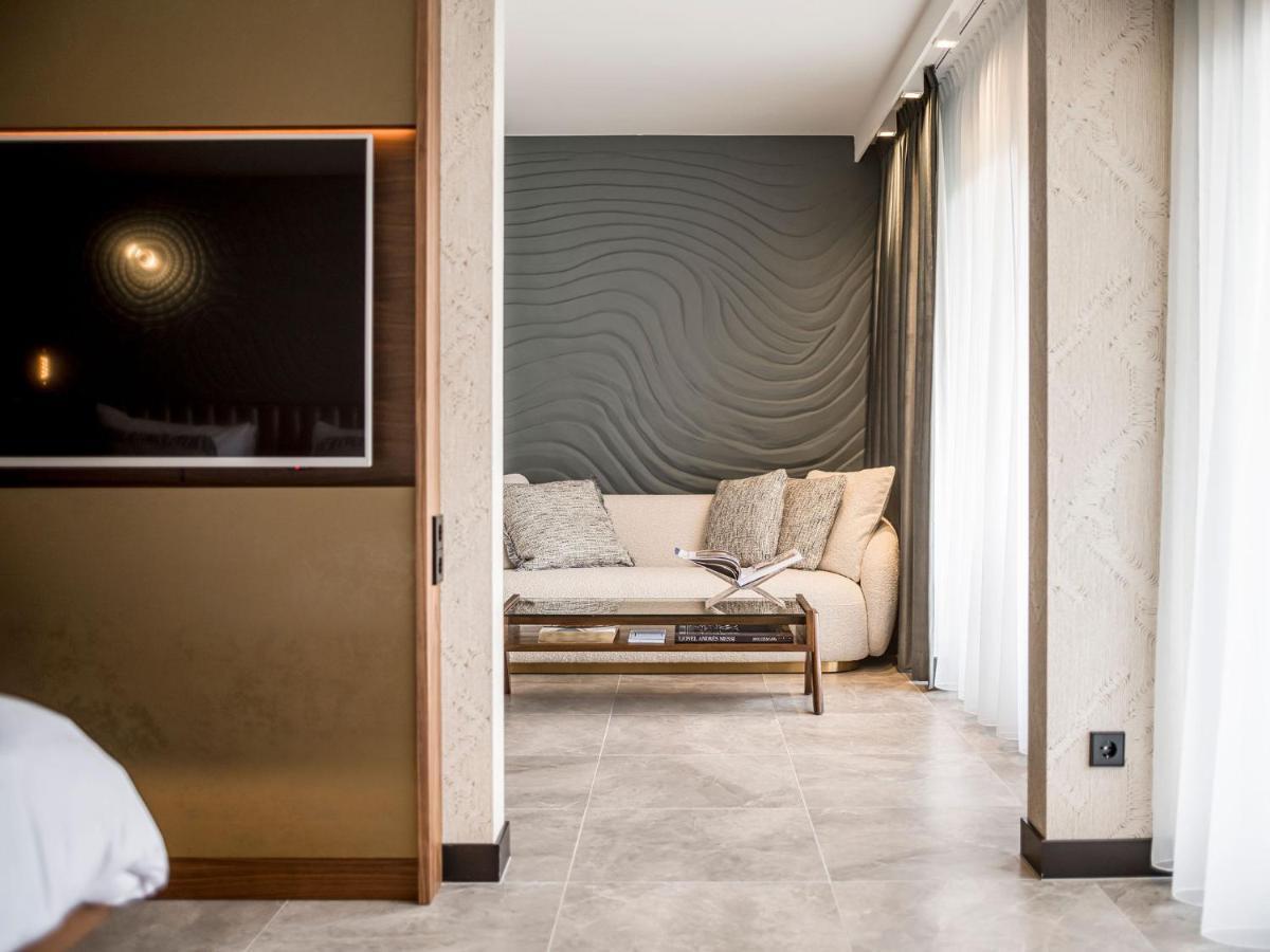 Dutch King Junior Suite Balcony