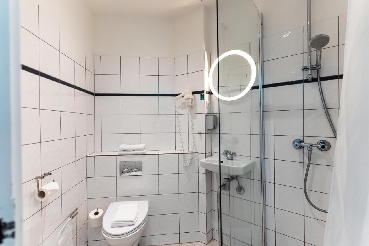 Standard Double Room Private Bathroom