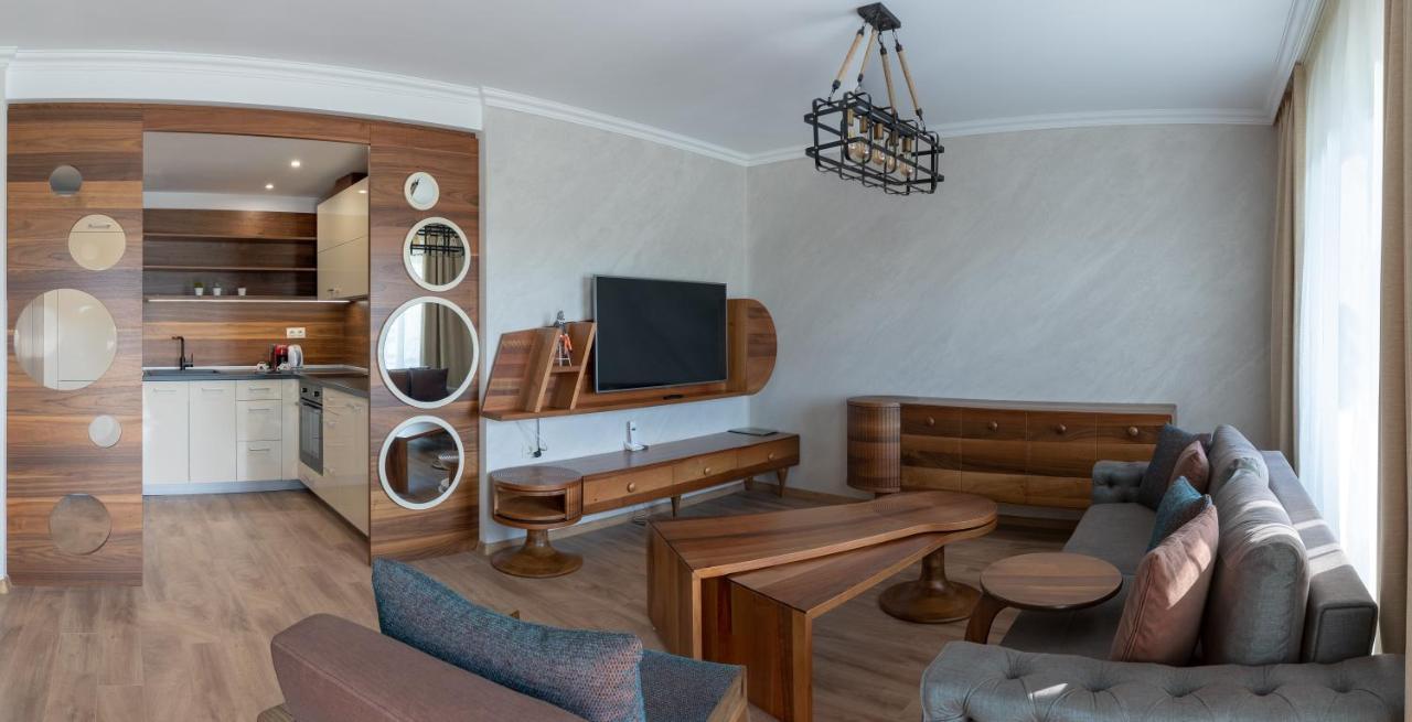 Superior Apartment