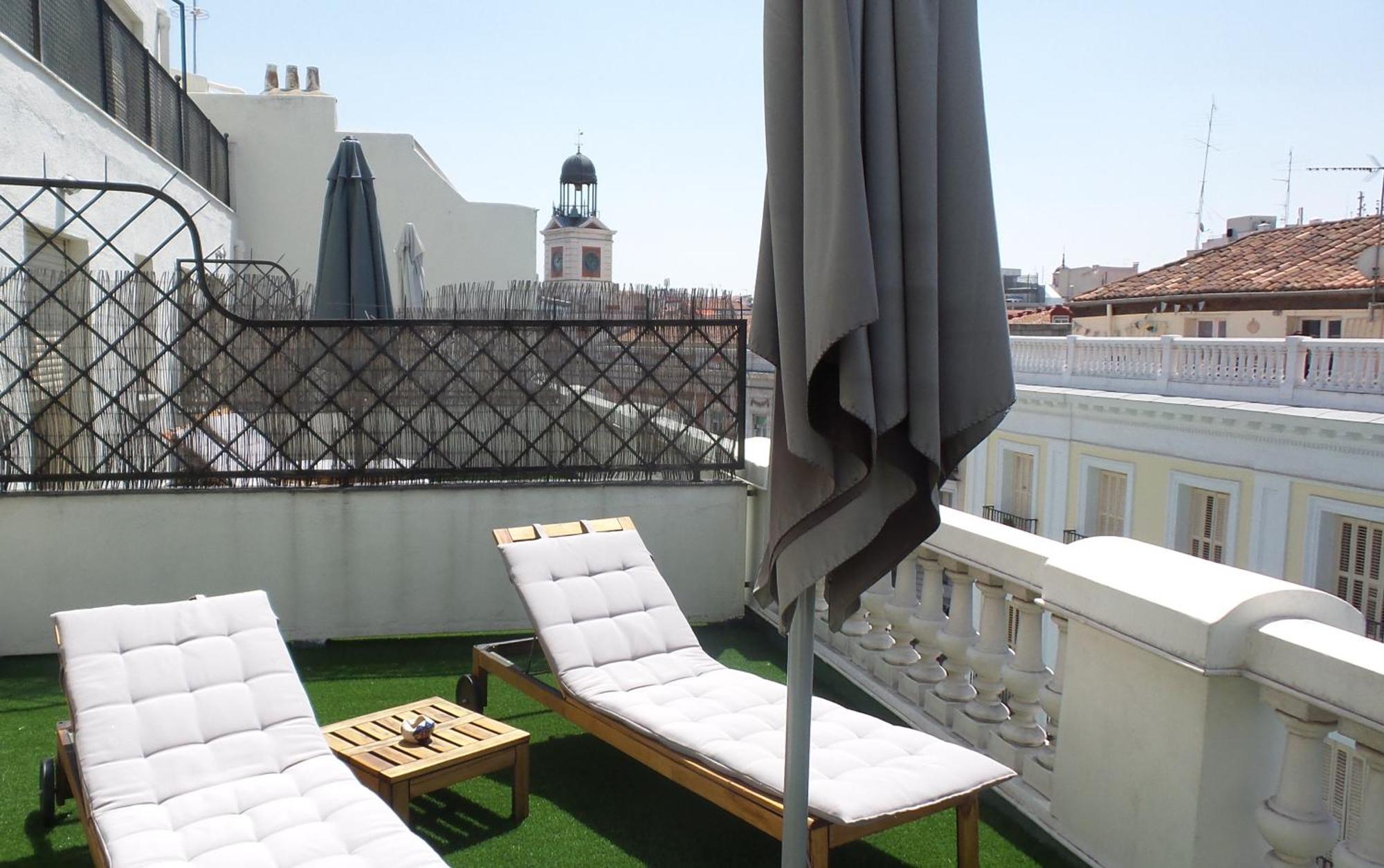 Double or Twin Room terrace Front Side
