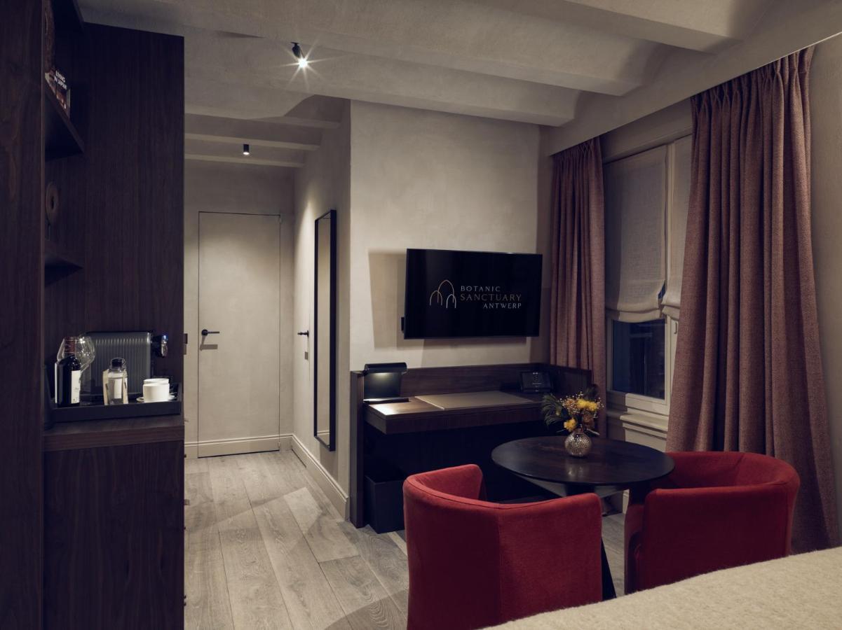 Comfort Room,1295718487:JPEG