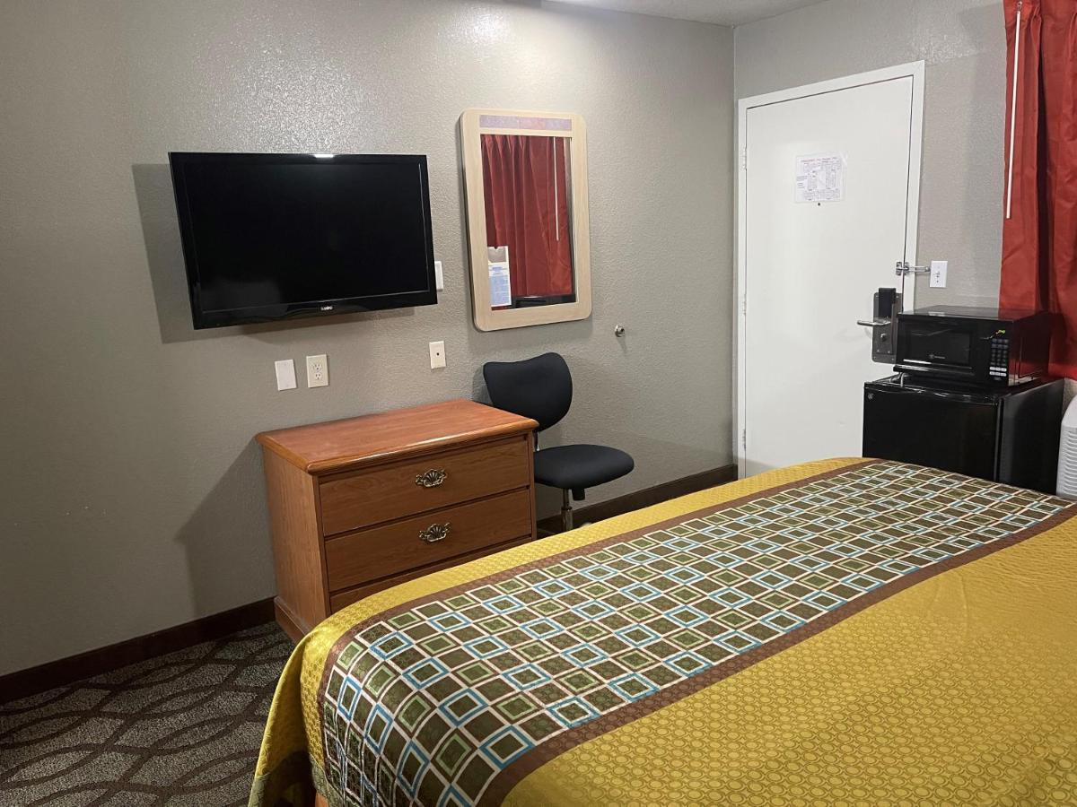 King Room,1296192799:JPEG