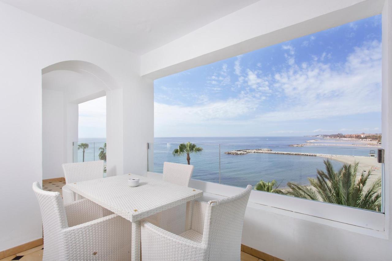 Deluxe Three-Bedroom Apartment with Sea View,1296994930:JPEG