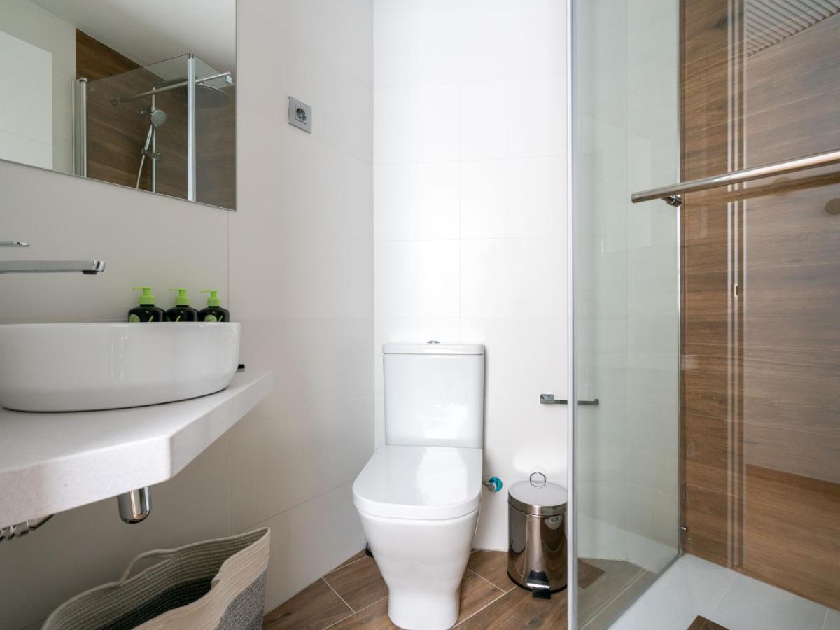 Budget Single Room,1298941150:JPEG