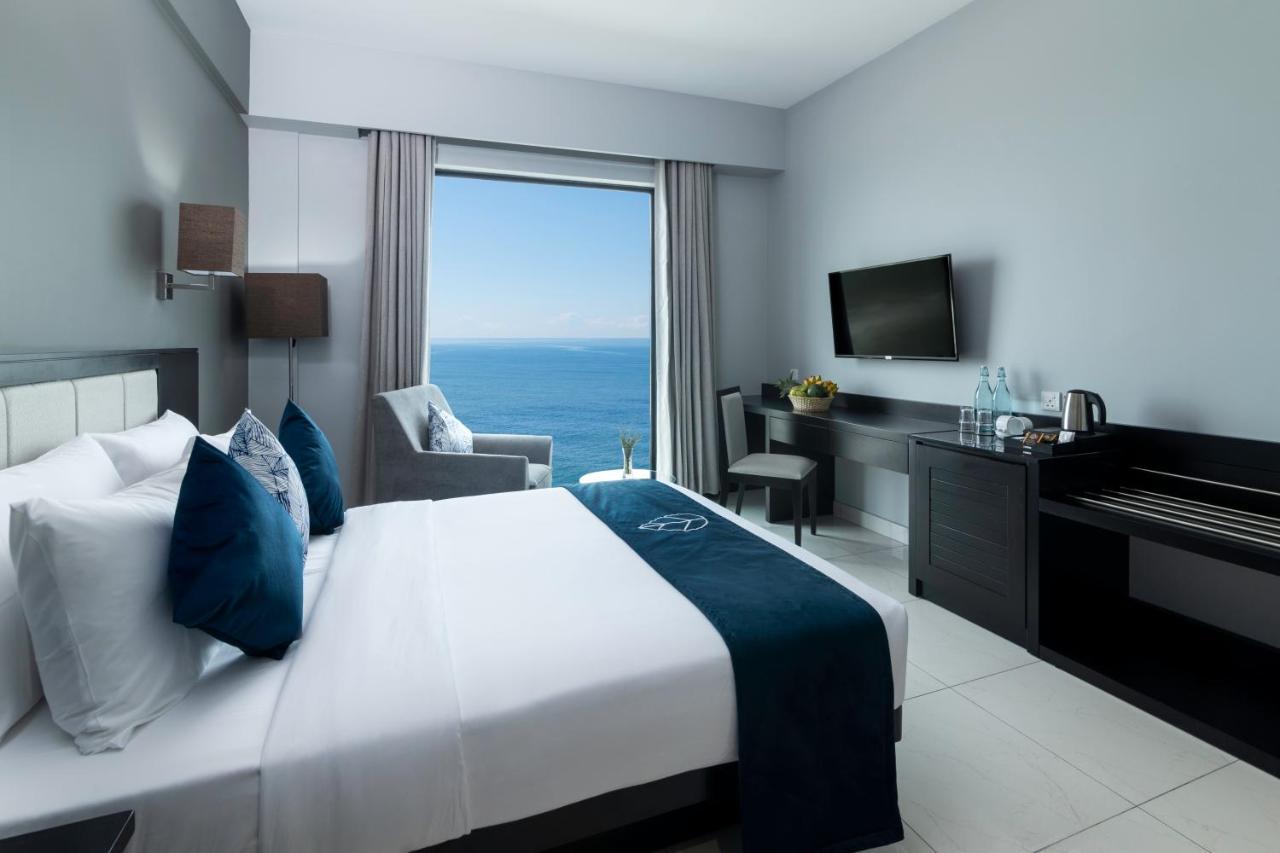 Premier Two Bedroom Suite Sea Front,1299048883:JPEG