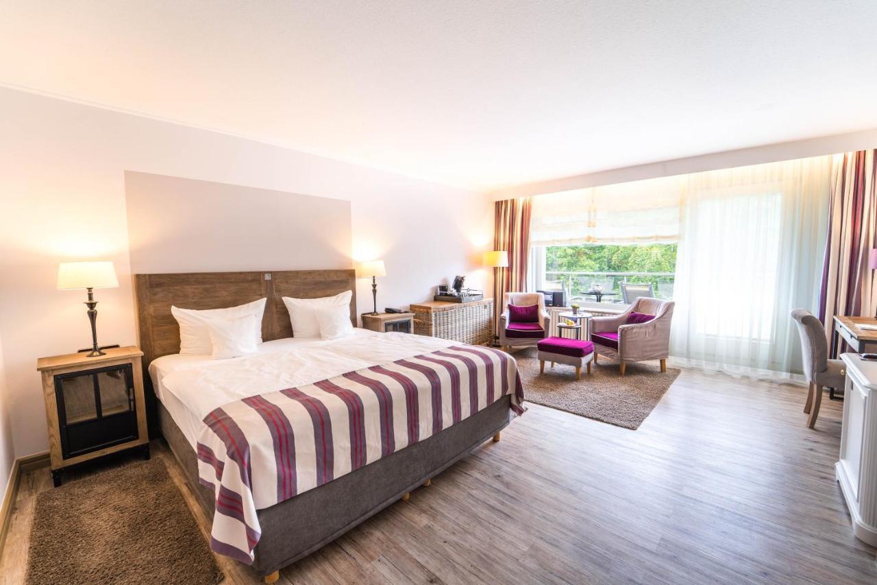 Double Room,925611001:JPEG