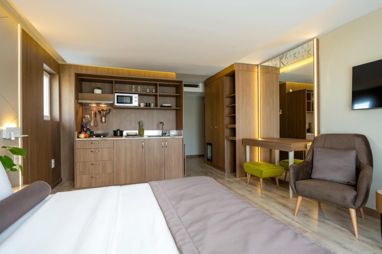 Prime Room,1297245259:JPEG