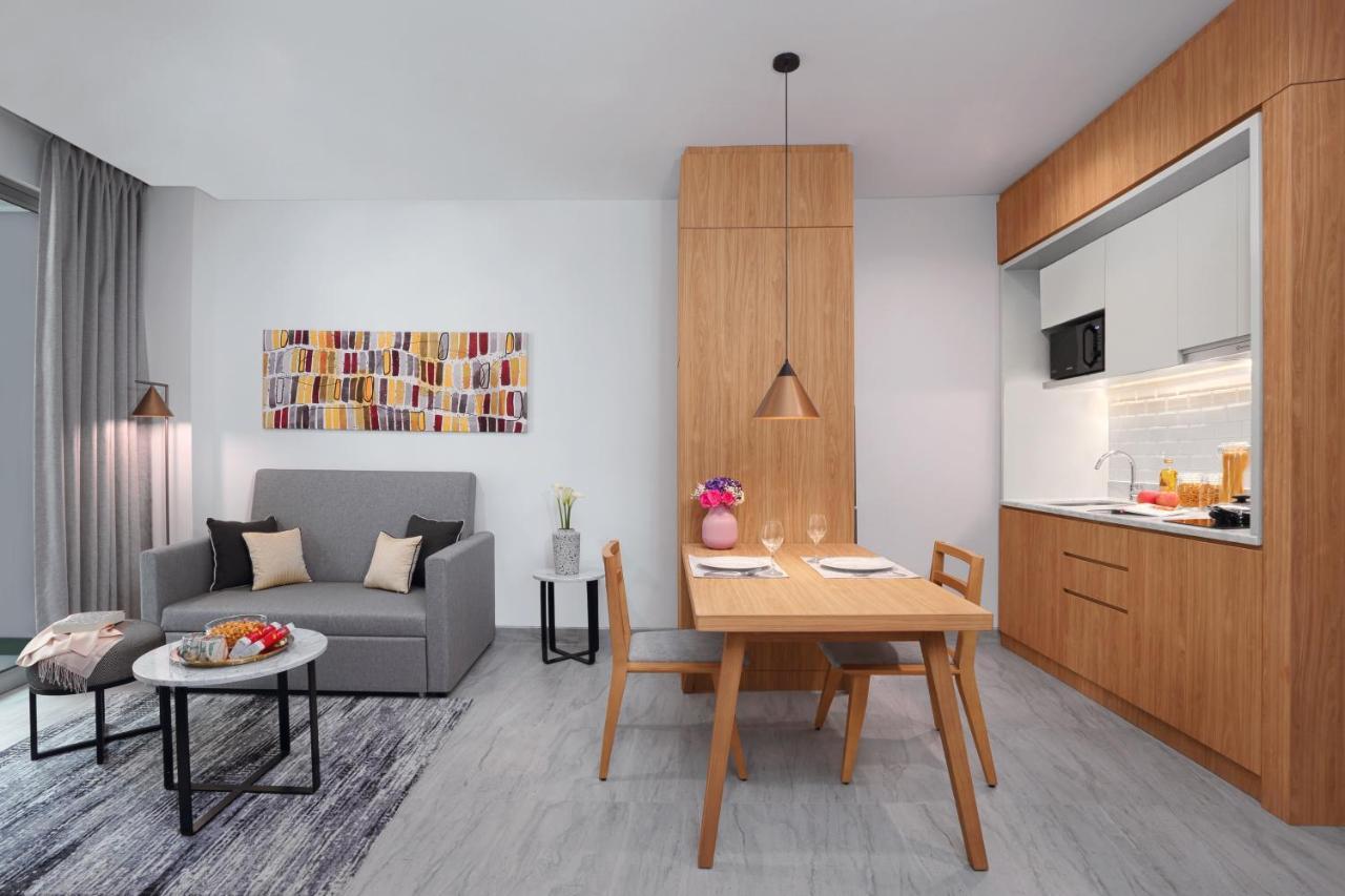One-Bedroom Executive