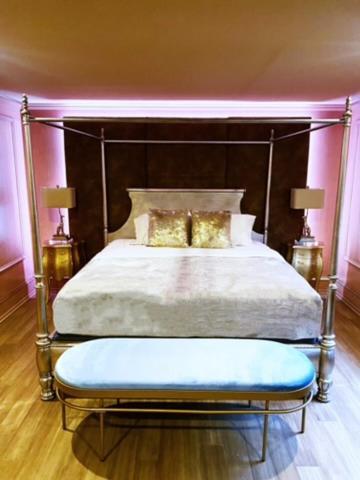King Suite Spa Bath