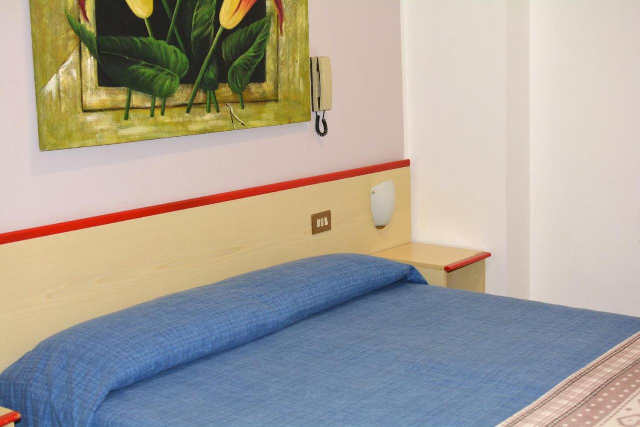 Standard Double Room,1297570378:JPEG