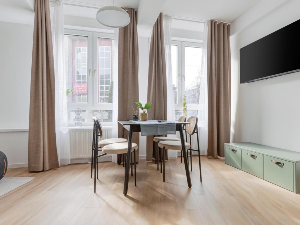Suite XL with Sofa Bed,1297952995:JPEG