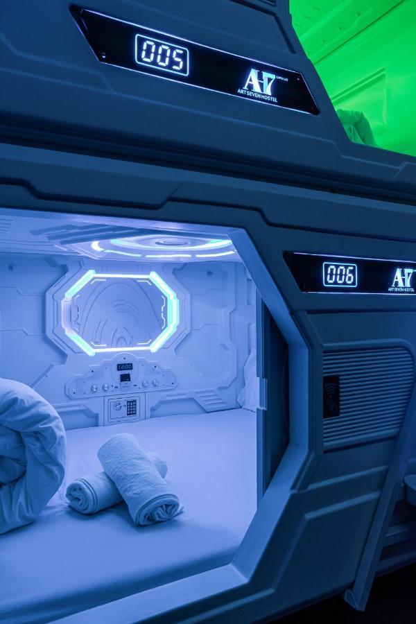 Private capsule room two doubles,1298073316:JPEG