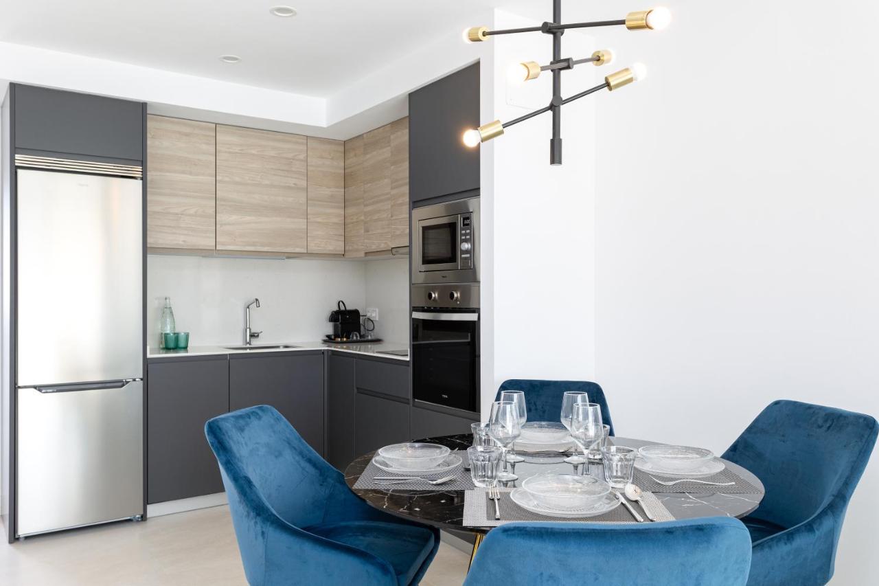 Deluxe Two-Bedroom Penthouse
