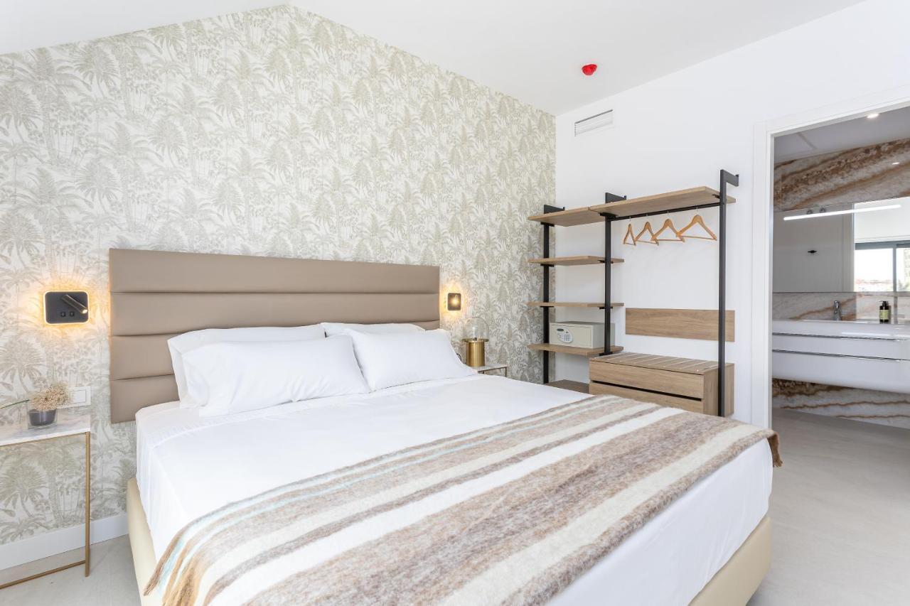 Deluxe Two-Bedroom Penthouse