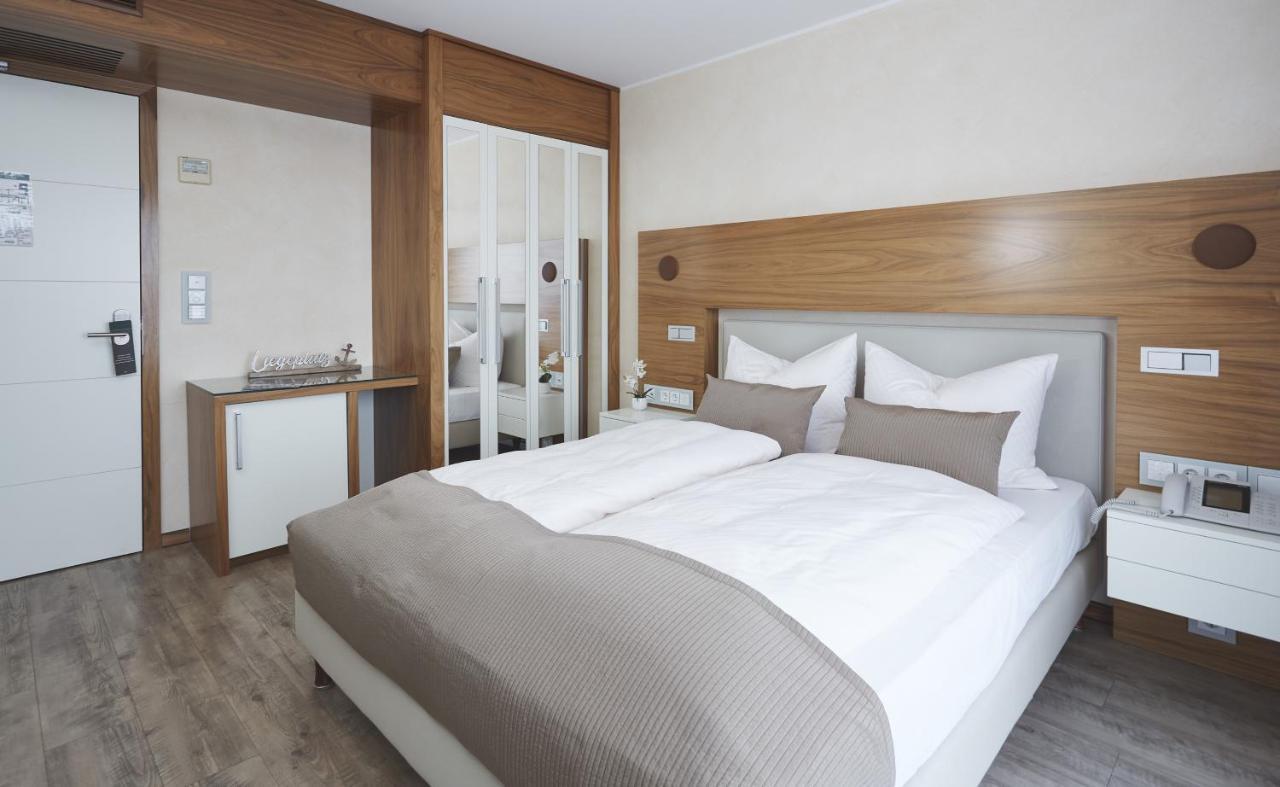 Single Room Terrace