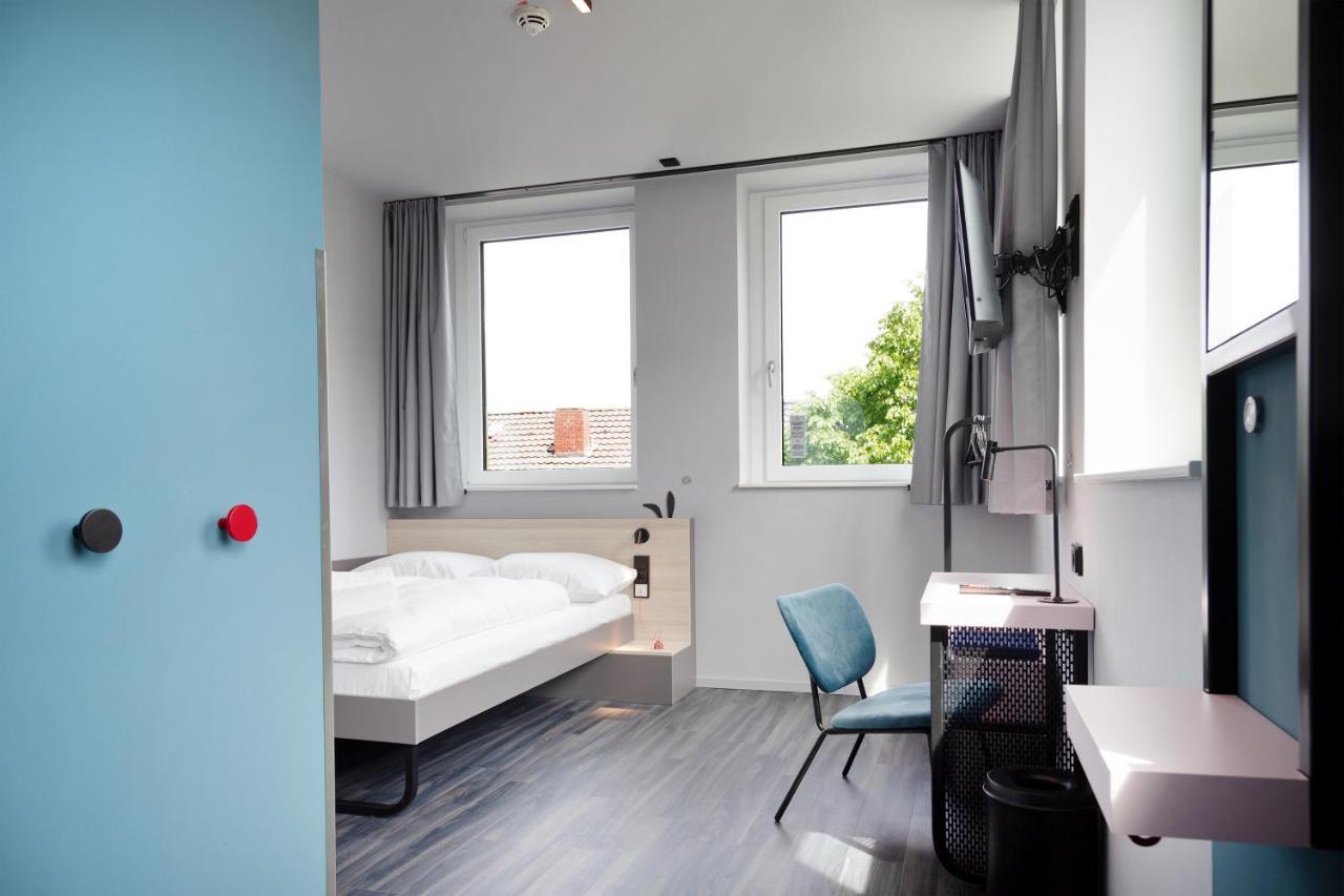 Standard Twin Room,1298794795:JPEG