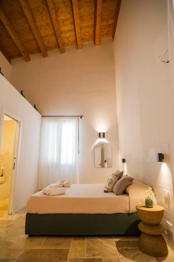 Deluxe Room,1298967847:JPEG