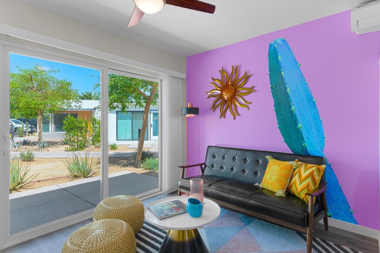 Joshua Tree JT1BD