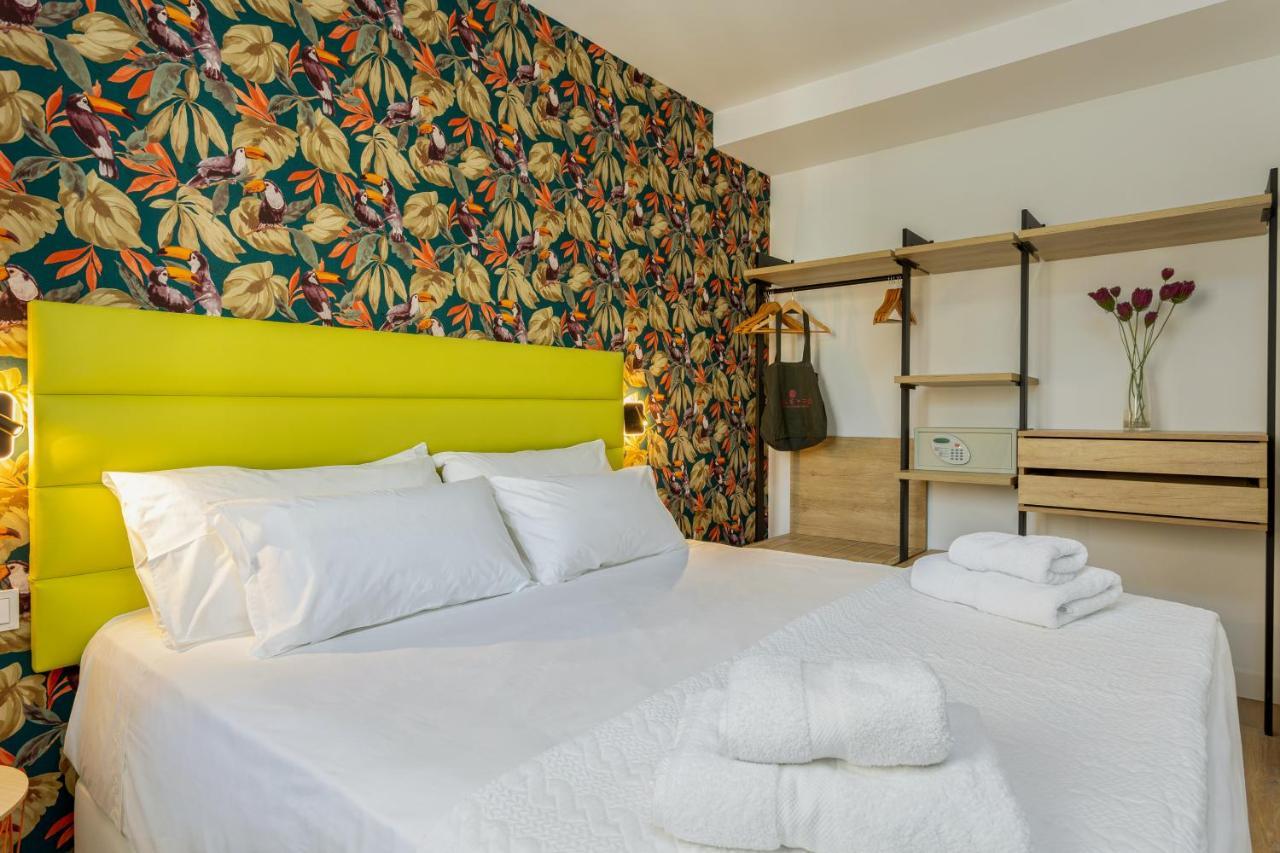 Superior One-Bedroom Apartment terrace