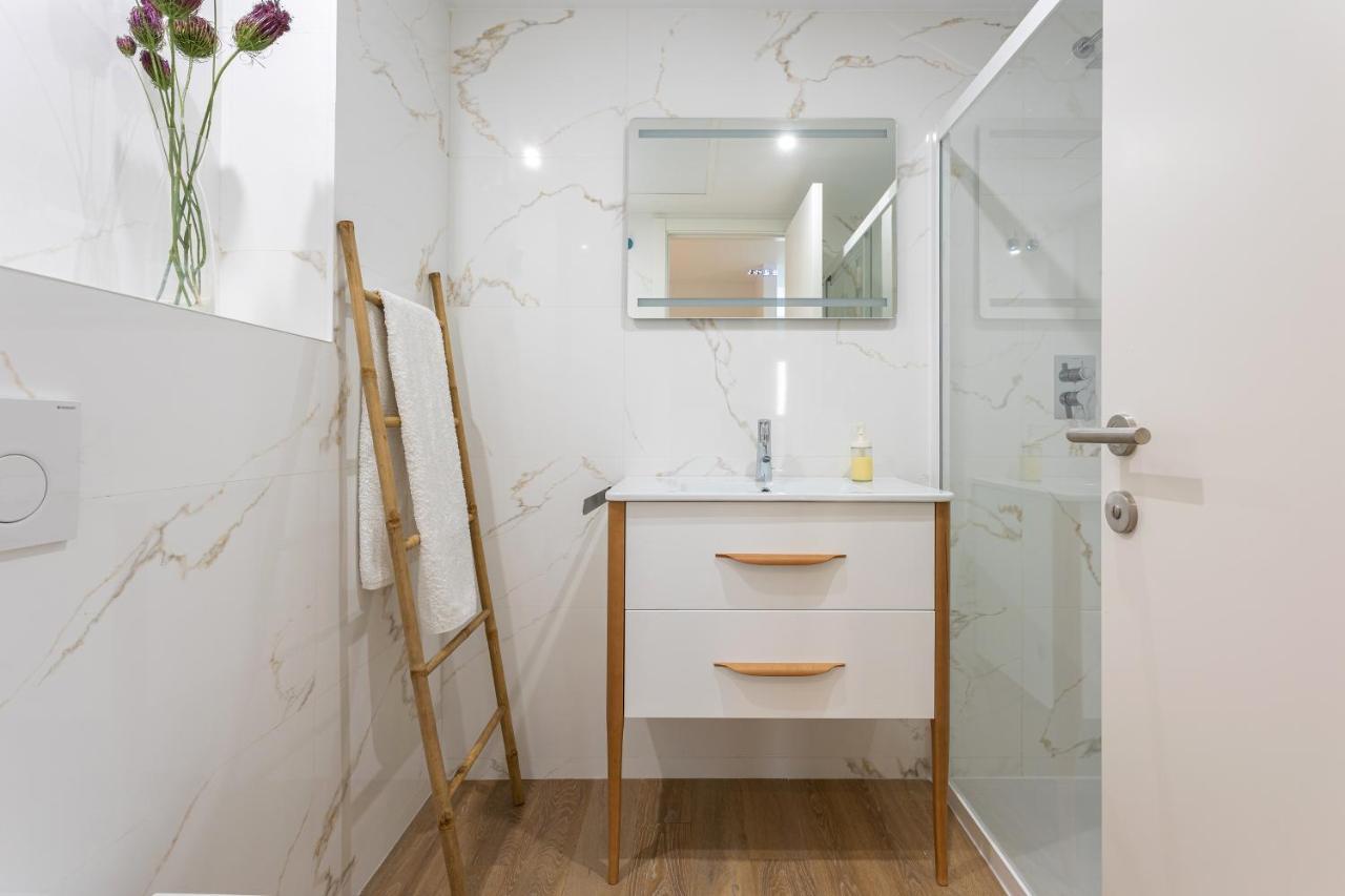Superior Family Two-Bedroom Apartment terrace