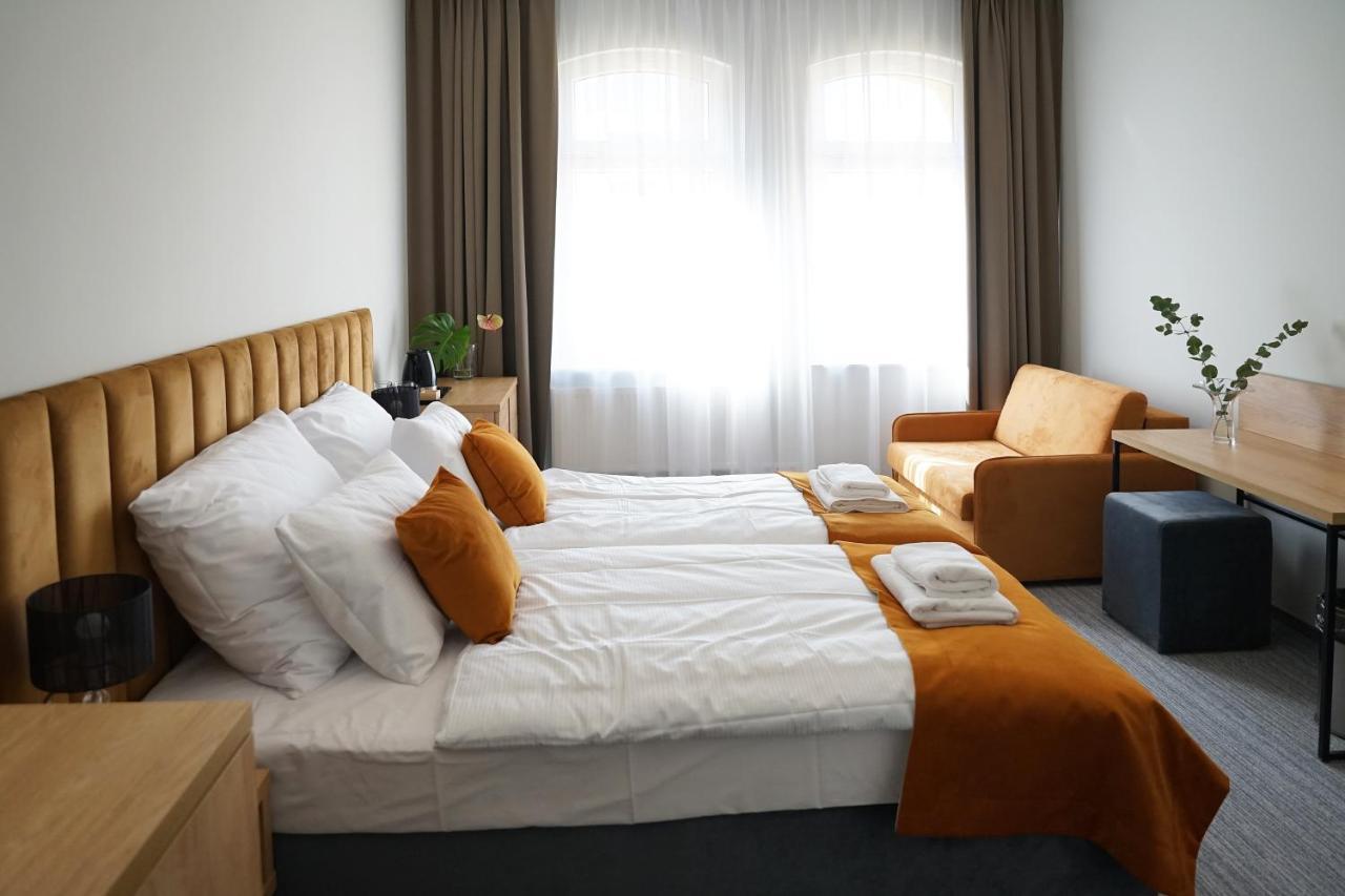 Double Room Extra Bed,1589741800:JPEG