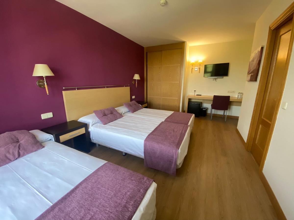 Standard Triple Room,1590541909:JPEG