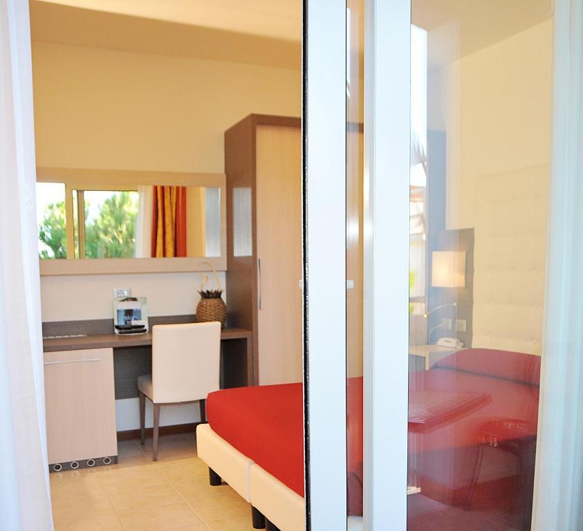 Comfort Double or Twin Room Balcony,13056153:JPEG