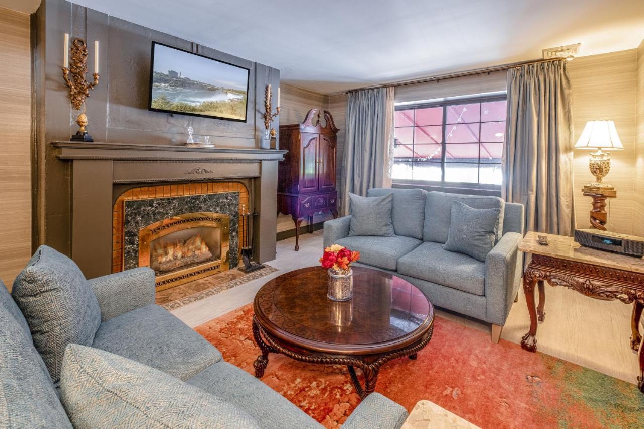 The Saxon Suite