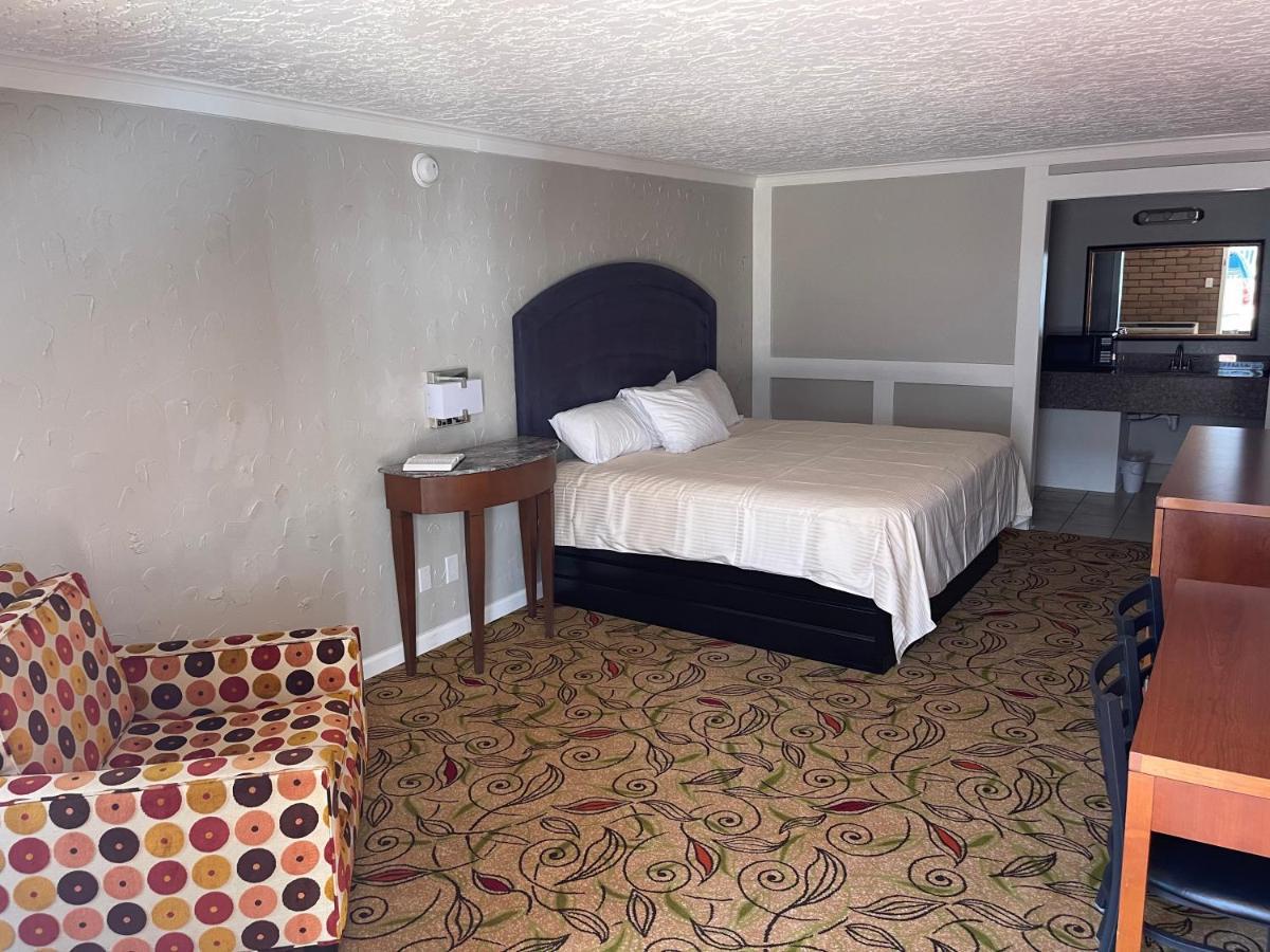 Budget Single Room