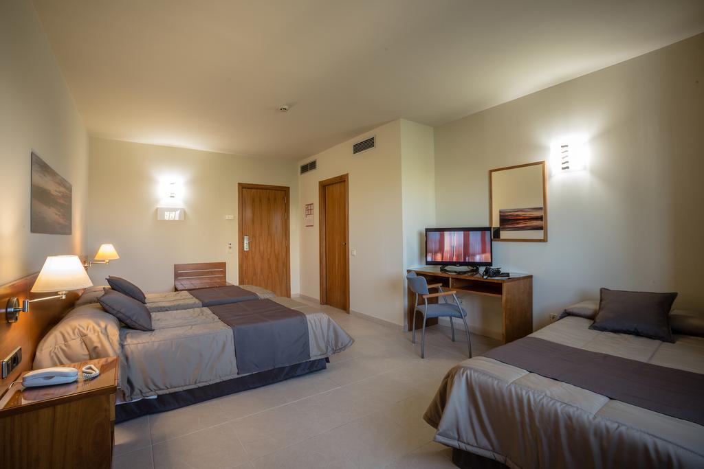 Triple Room,130190345:JPEG
