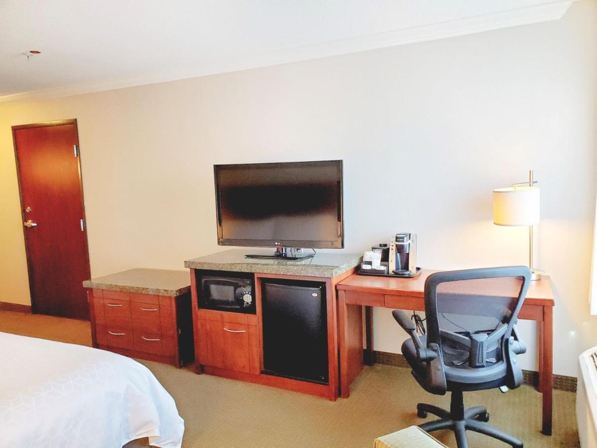 Standard Room Two Queen Beds