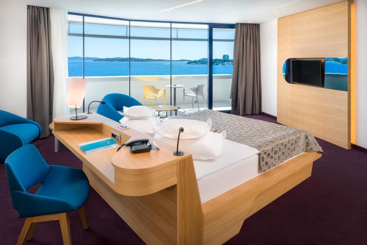 Deluxe Double or Twin Room Balcony Sea View