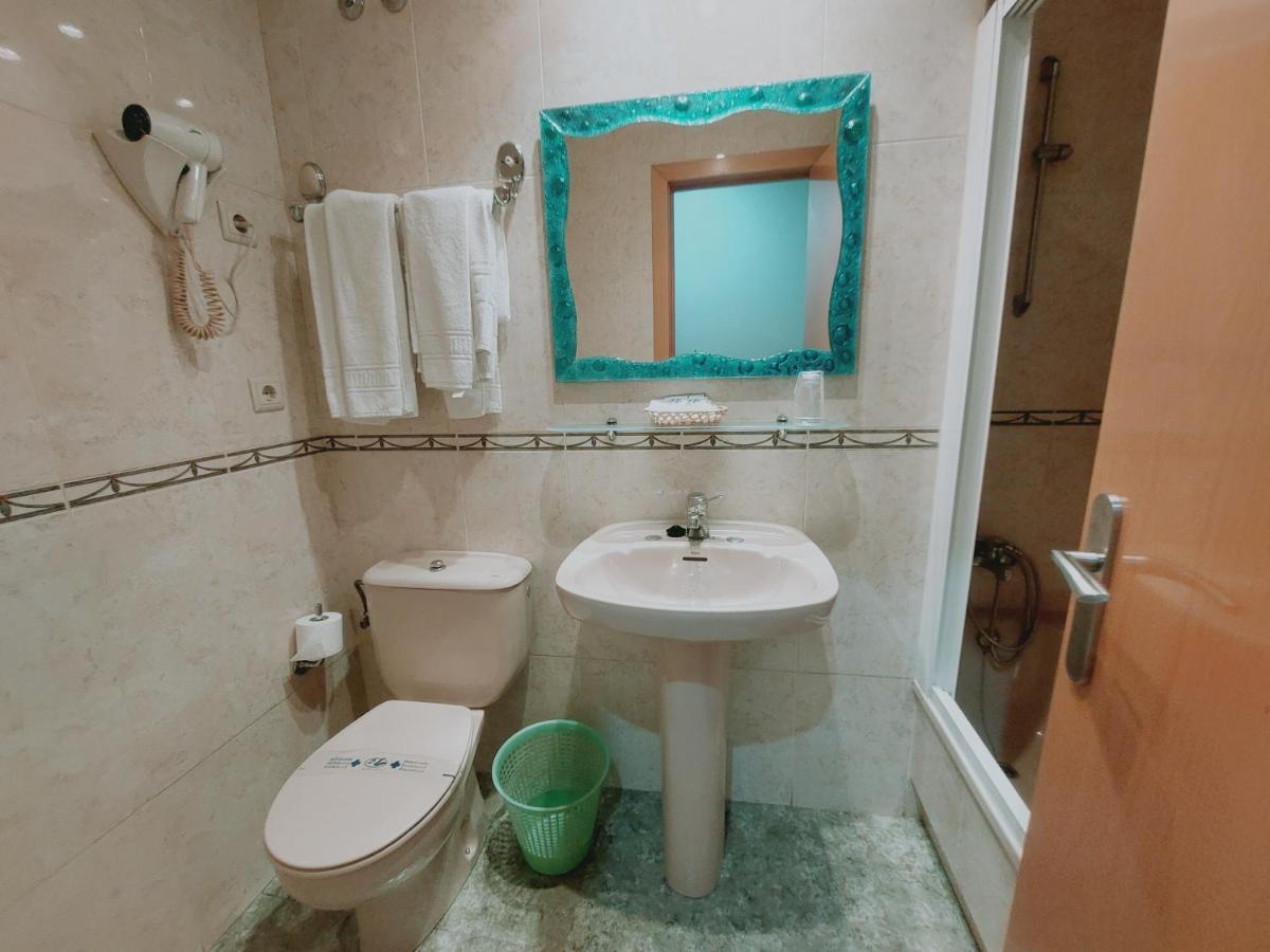 Twin Room,1301811868:JPEG