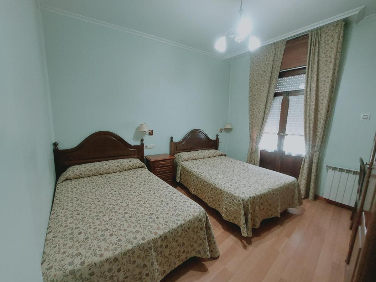 Twin Room,1301811991:JPEG