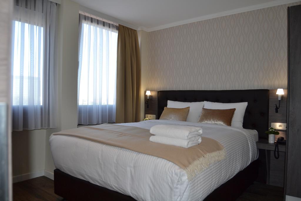 Double Room,130217396:JPEG