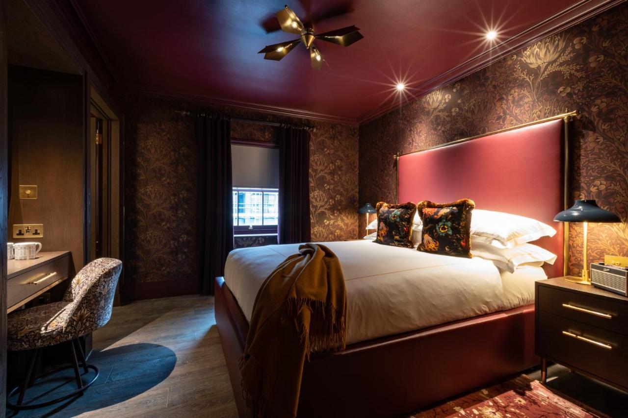 King Room,1305816247:JPEG