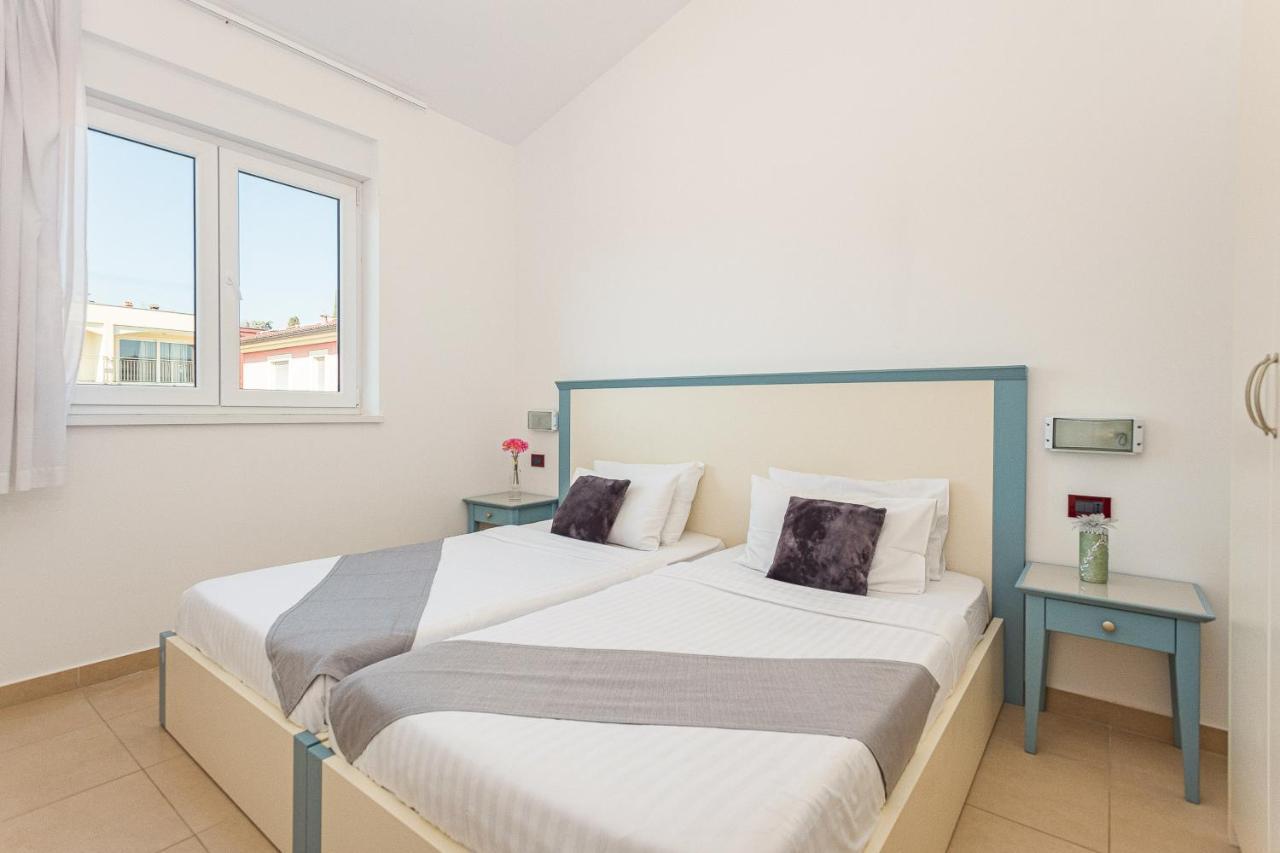 Two-Bedroom Apartment Balcony Sea View