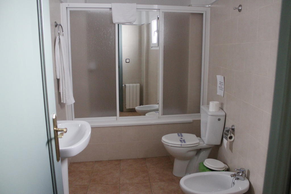 Double Room,645513846:JPEG