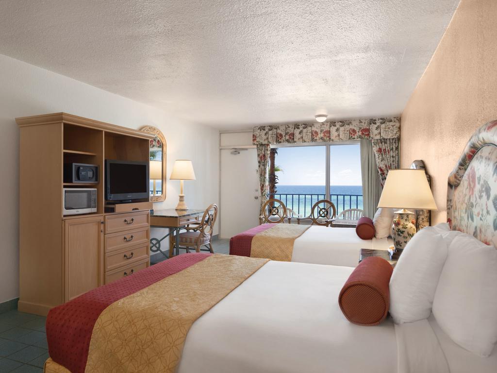 Queen Room Two Queen Beds Beach View Non-Smoking