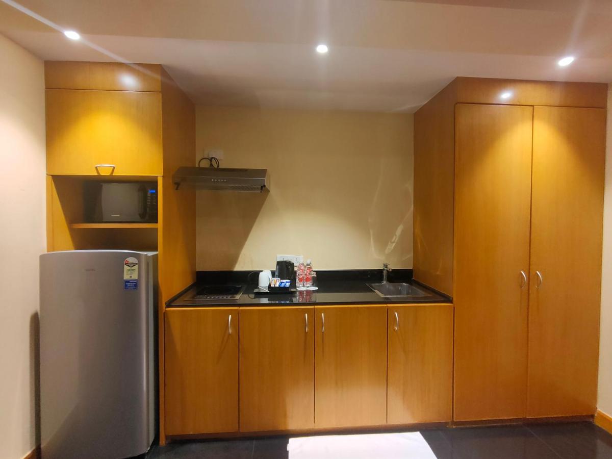 Studio Apartment on session of 30 mins Spa on food & soft beverage services on Laundry service T&C applicable