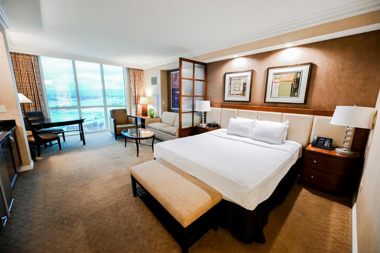 PH Floor Two-Bedroom Balcony