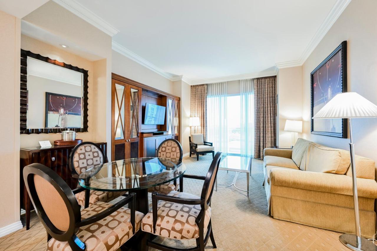 PH Floor Two-Bedroom Balcony