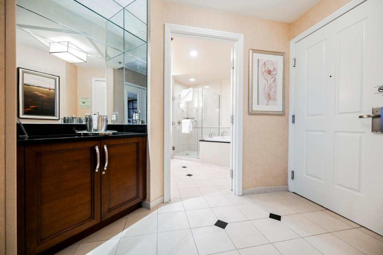 PH Floor Two-Bedroom Balcony