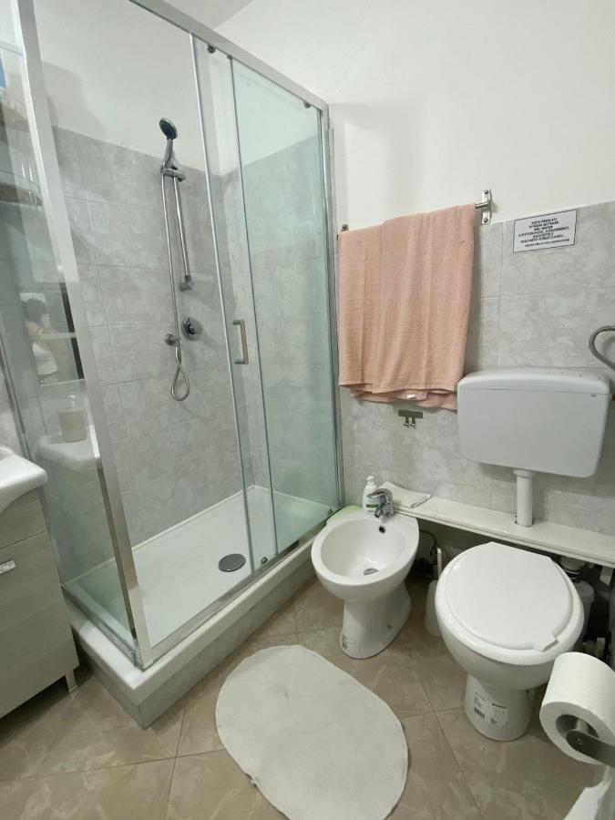 Double Room Private Bathroom,1305793915:JPEG