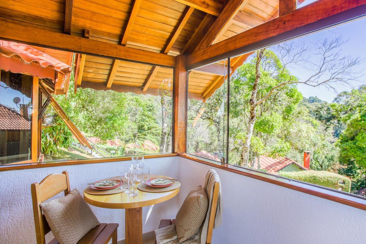 Chalé Master com Hidromassagem e Teto de Vidro