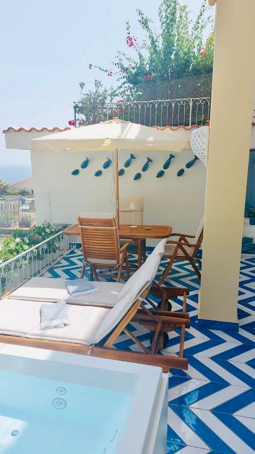 Executive Suite outdoor Spa Bath