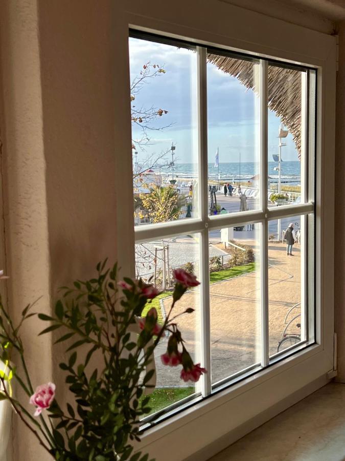 Double or Twin Room Partial Sea View