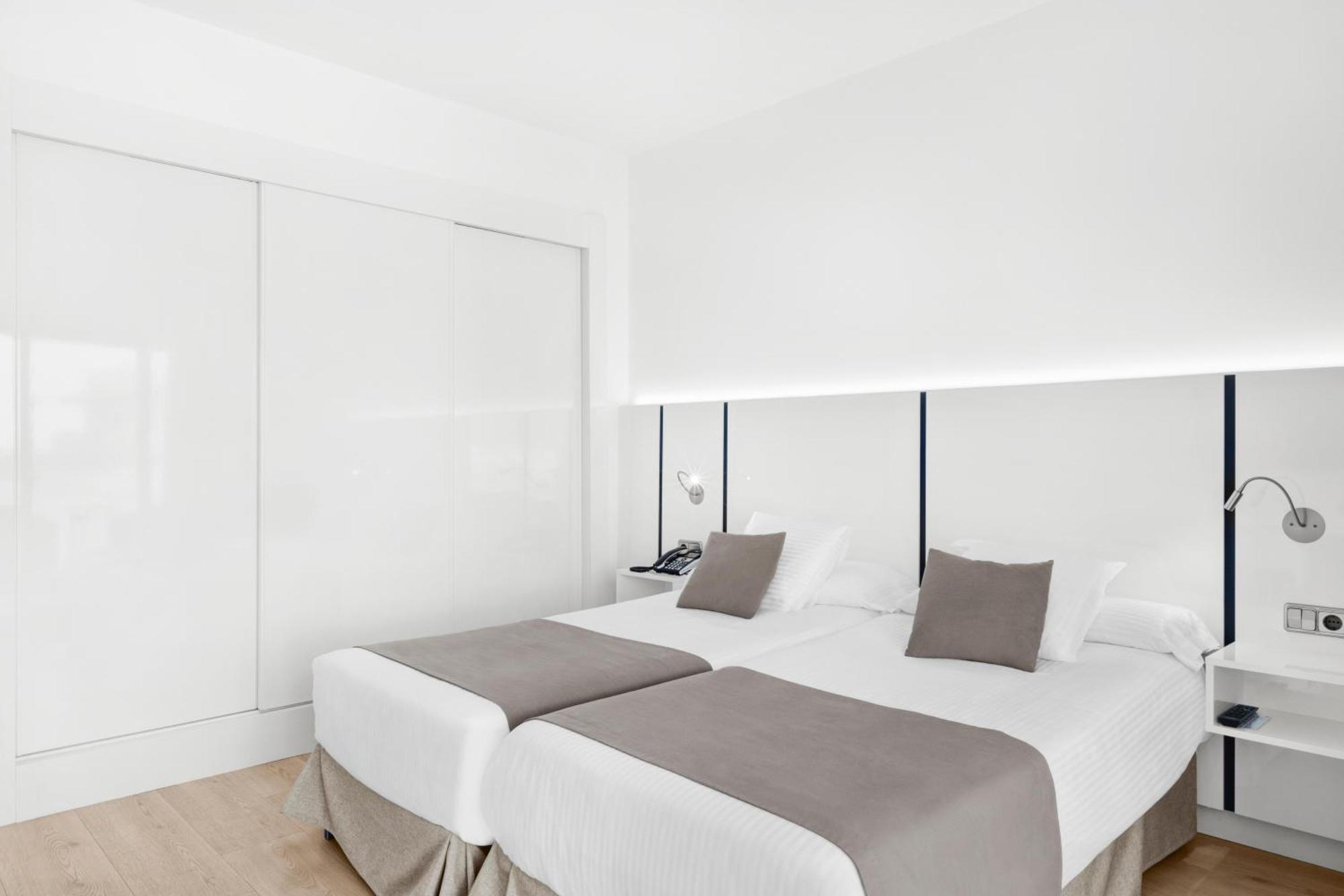 Superior Twin Room,1773682417:JPEG