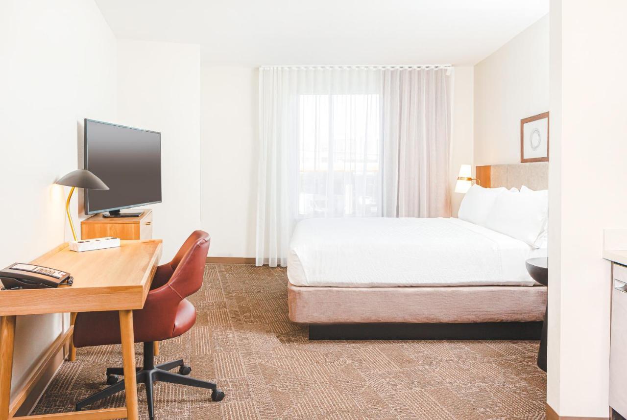 Studio King Suite Communications Accessible