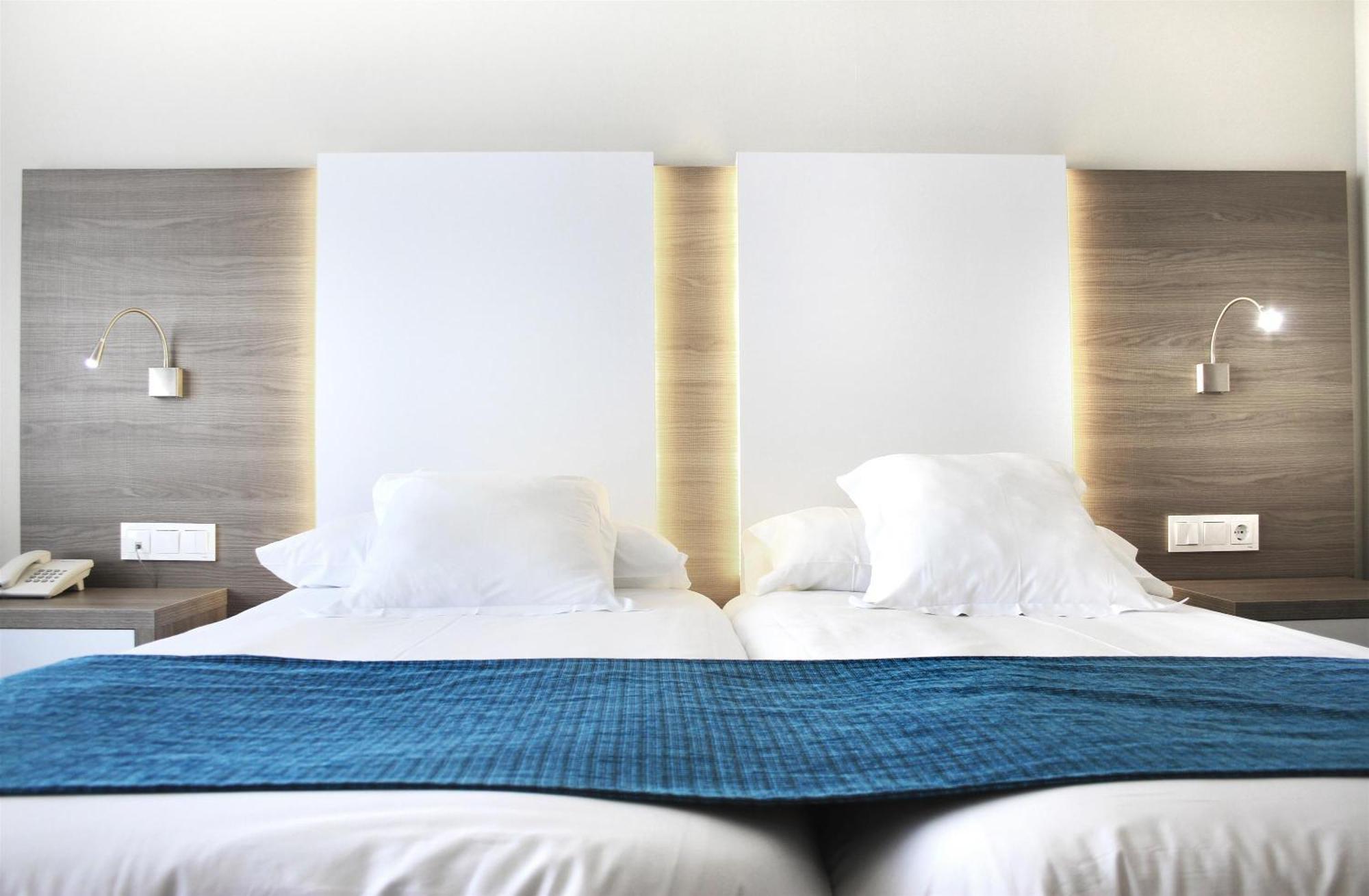 Superior Double Room (2 Adults + 1 Child),684880668:JPEG